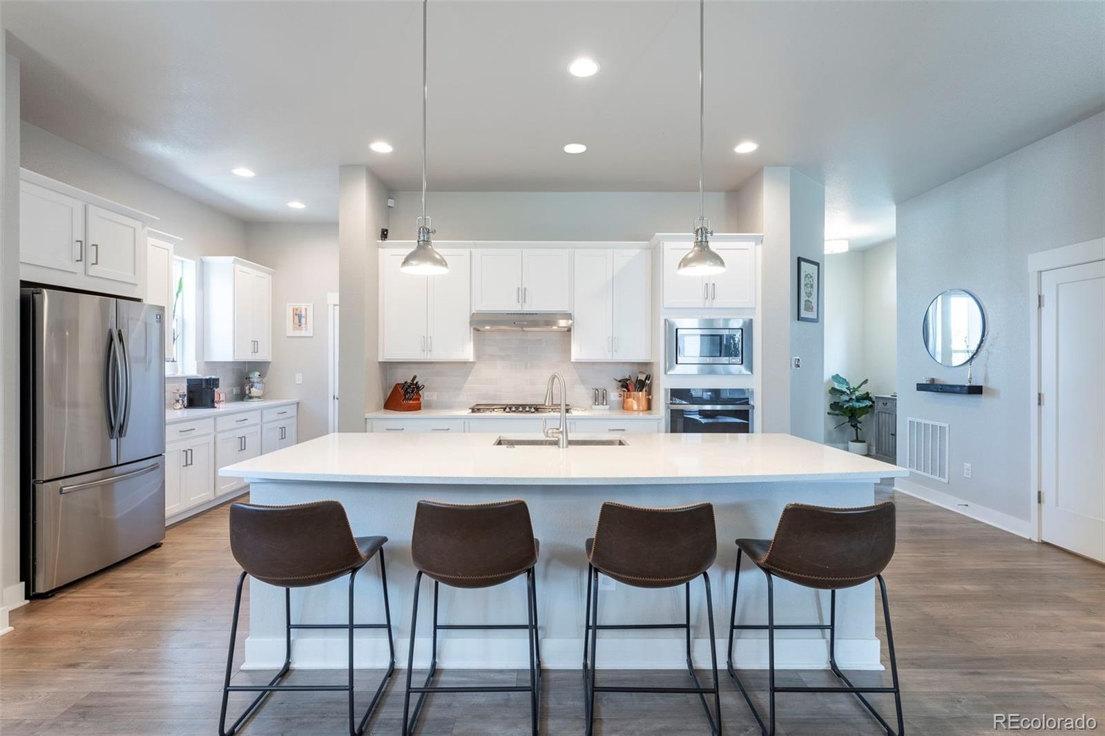 MLS Image #3 for 21574 e 59th drive,aurora, Colorado