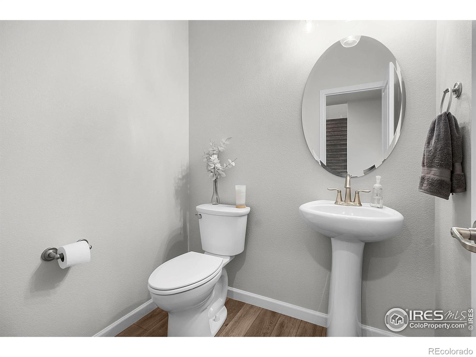 MLS Image #15 for 290  sutherland drive,windsor, Colorado