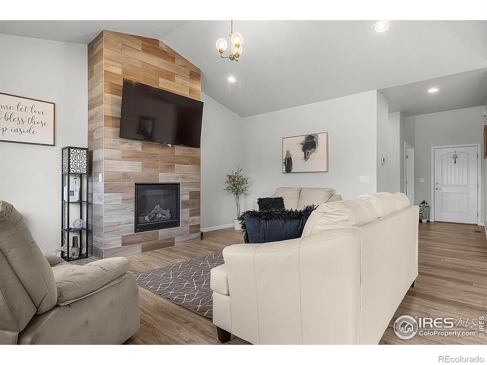 MLS Image #5 for 290  sutherland drive,windsor, Colorado