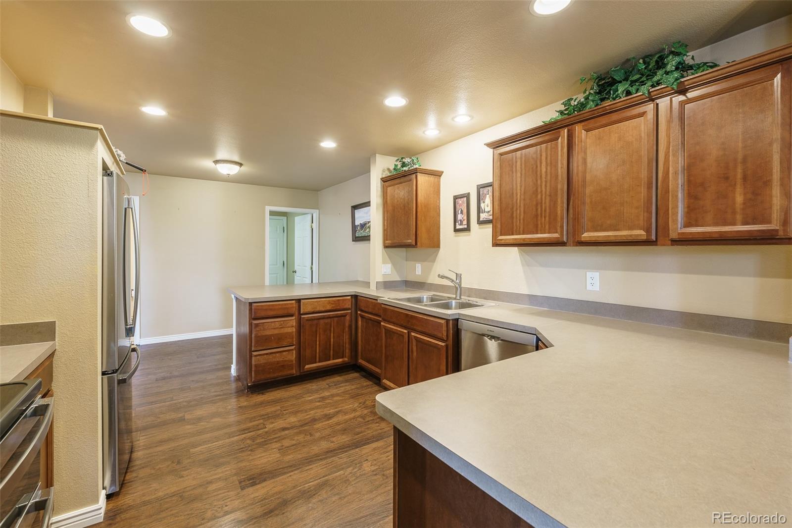 MLS Image #15 for 262  yank court,lakewood, Colorado