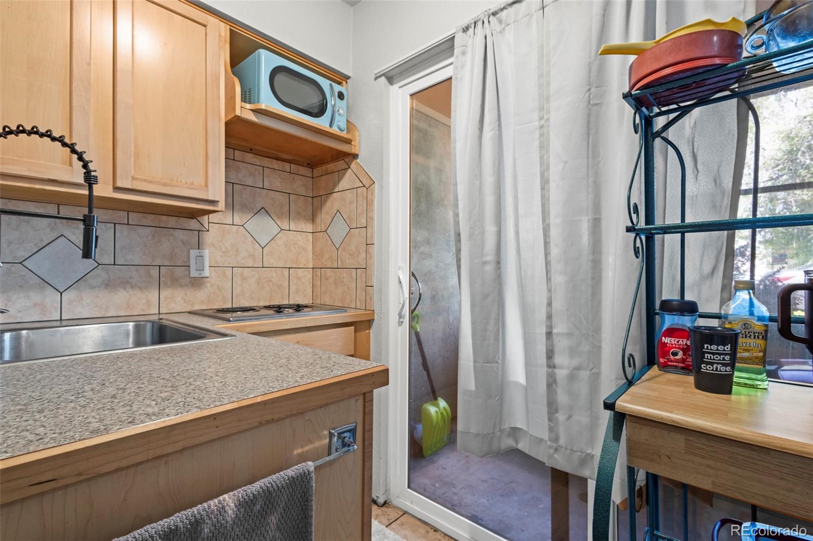 MLS Image #8 for 1021  carr street,lakewood, Colorado