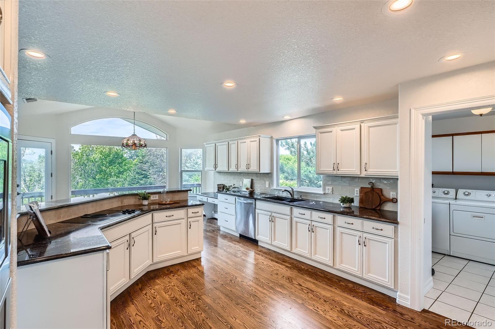 MLS Image #11 for 6335  oberon road,arvada, Colorado