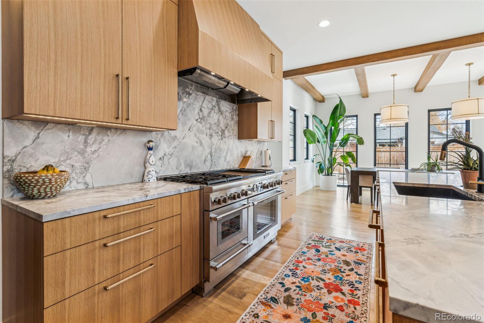 MLS Image #12 for 200  magnolia street,denver, Colorado