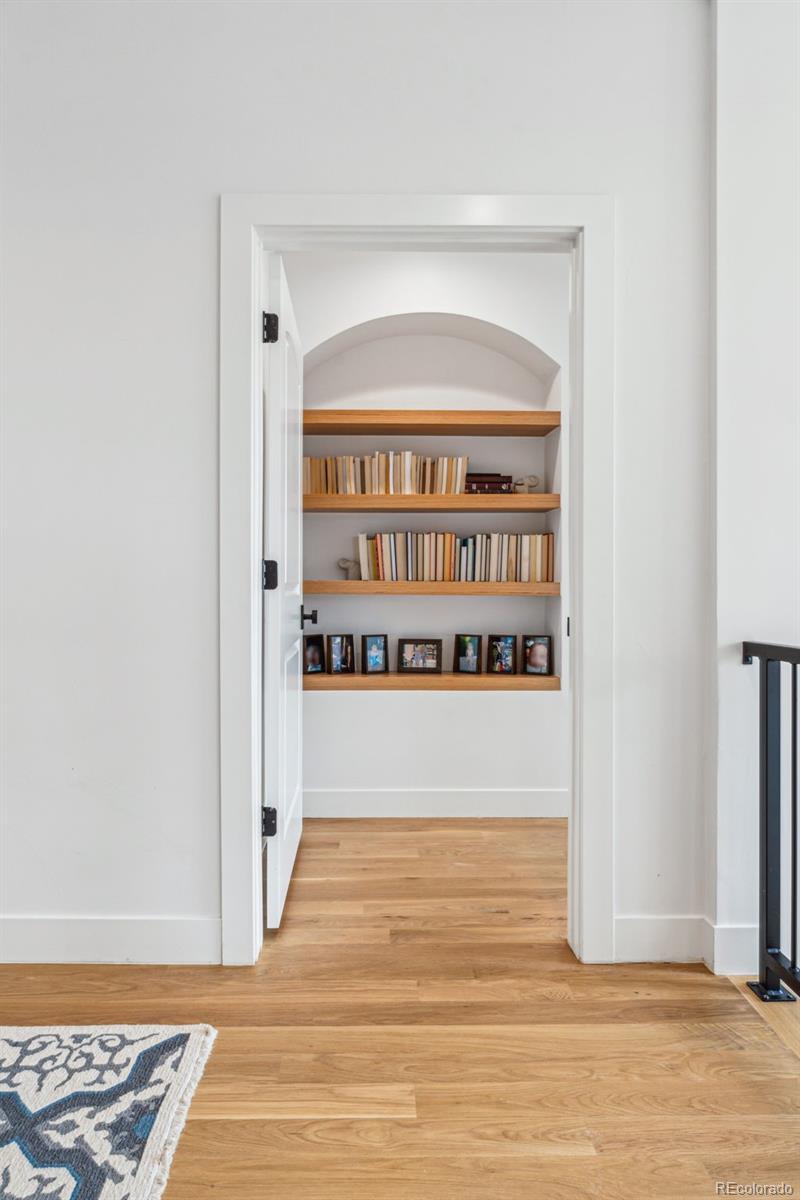 MLS Image #21 for 200  magnolia street,denver, Colorado