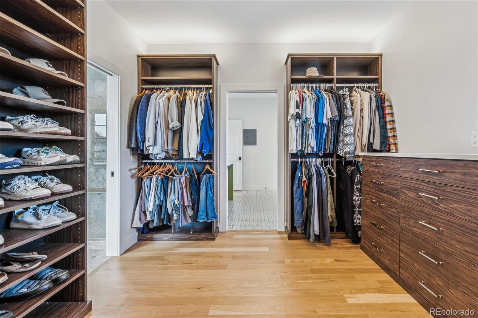 MLS Image #28 for 200  magnolia street,denver, Colorado