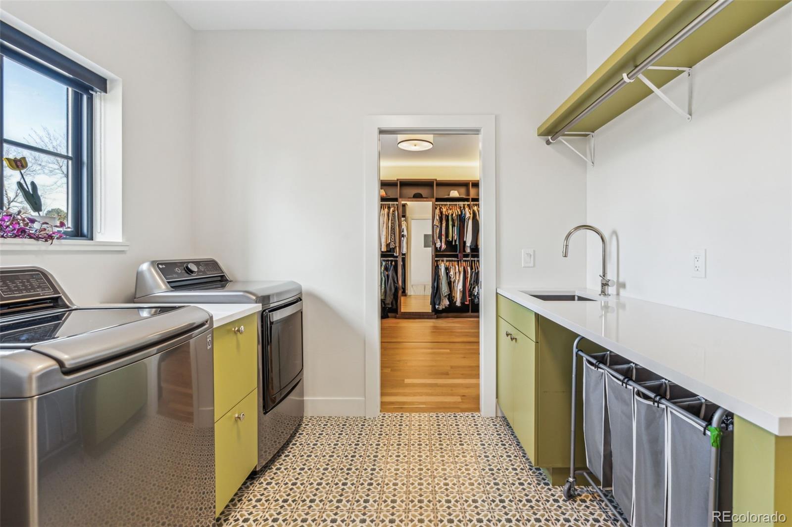 MLS Image #29 for 200  magnolia street,denver, Colorado