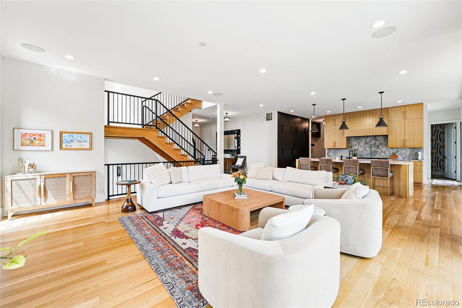 MLS Image #5 for 200  magnolia street,denver, Colorado