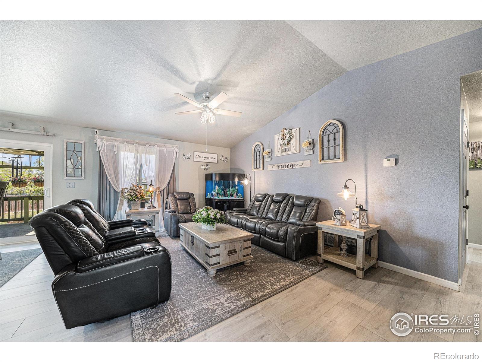 MLS Image #4 for 3434  cove way,evans, Colorado