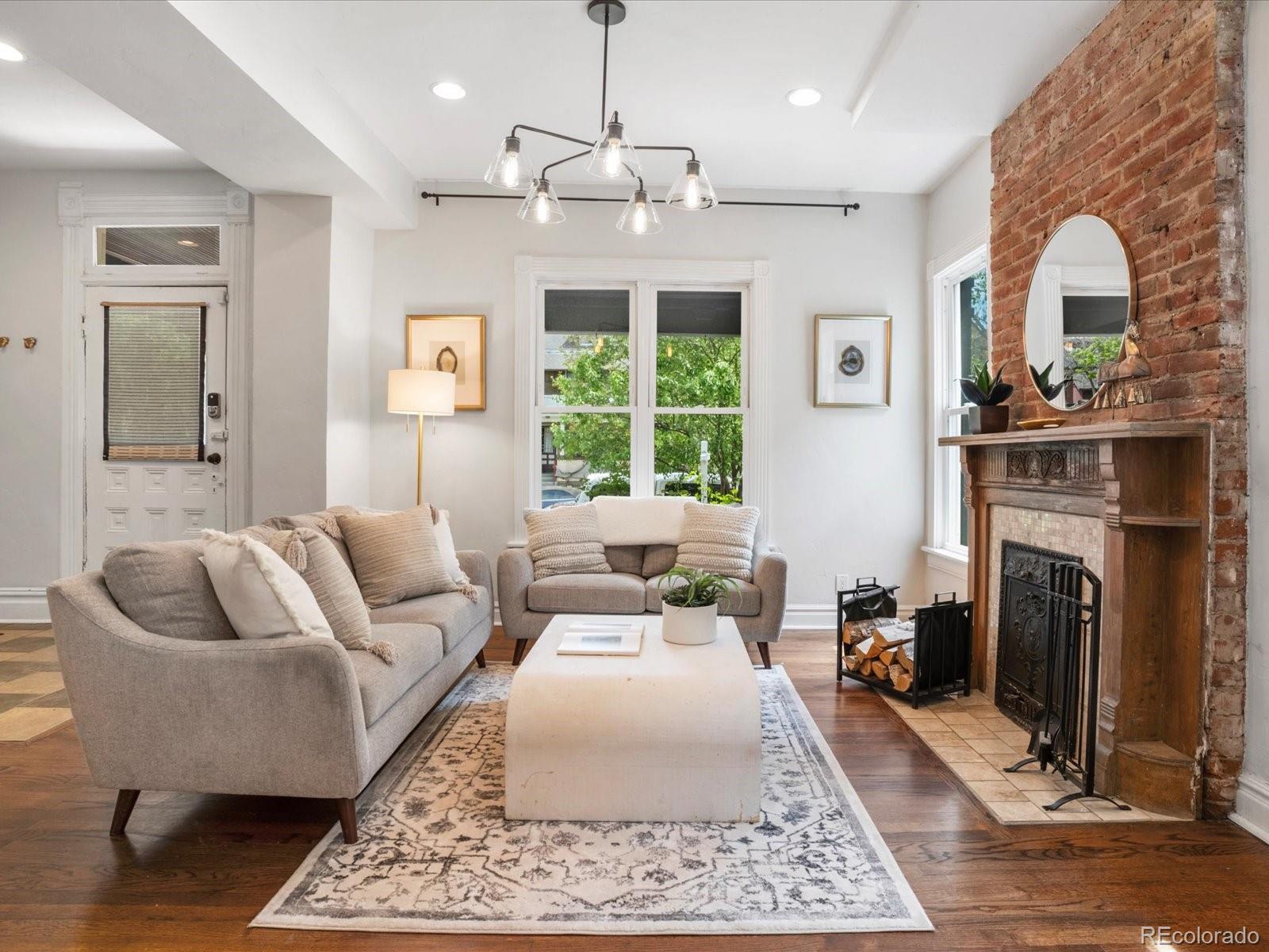 MLS Image #7 for 1423  elizabeth street,denver, Colorado