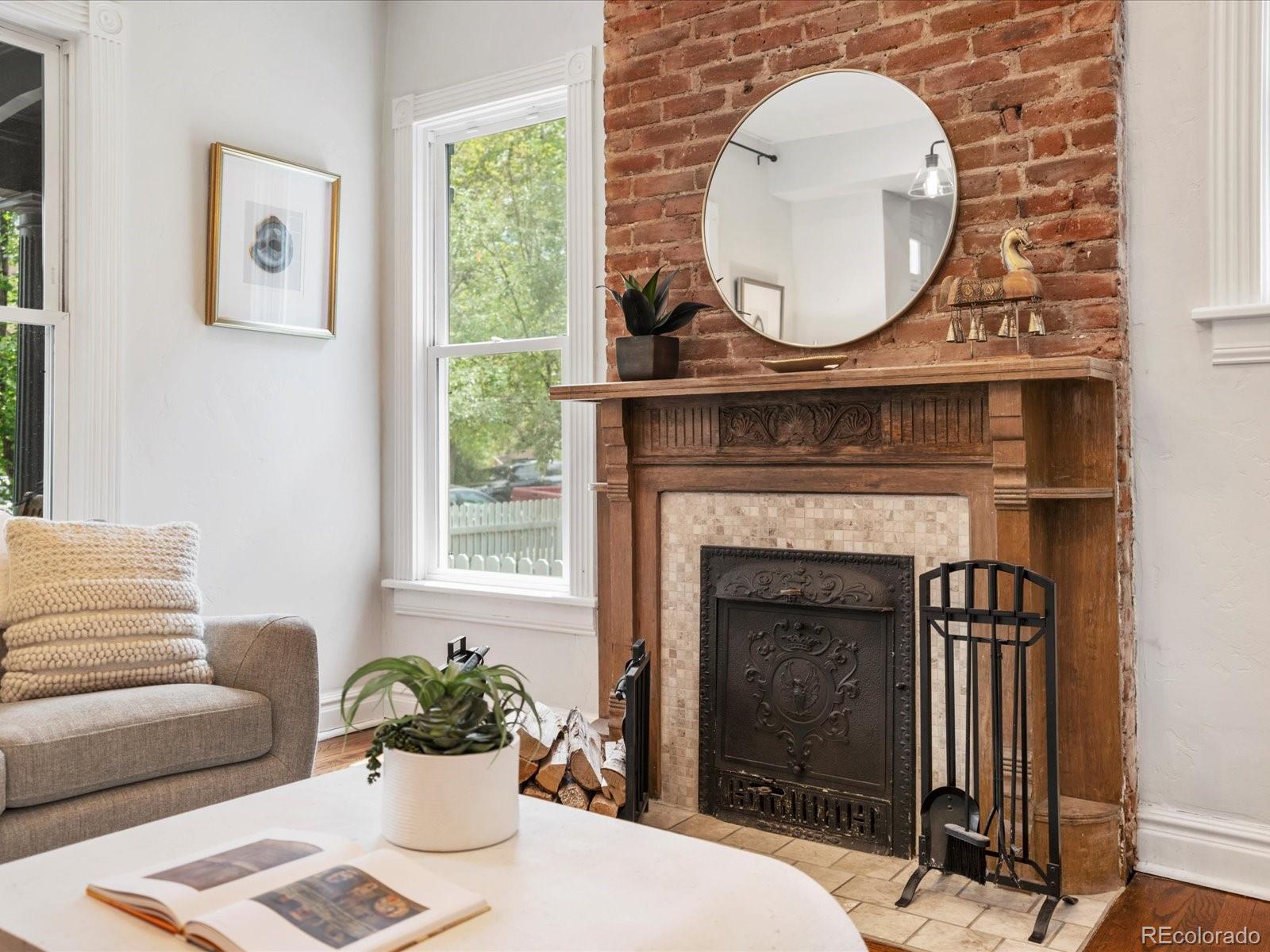 MLS Image #8 for 1423  elizabeth street,denver, Colorado