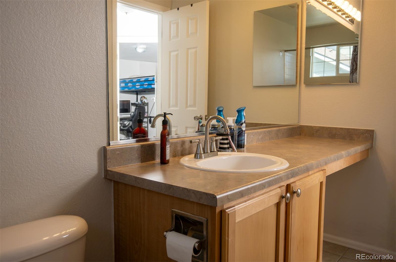 MLS Image #17 for 3725 s nepal street,aurora, Colorado