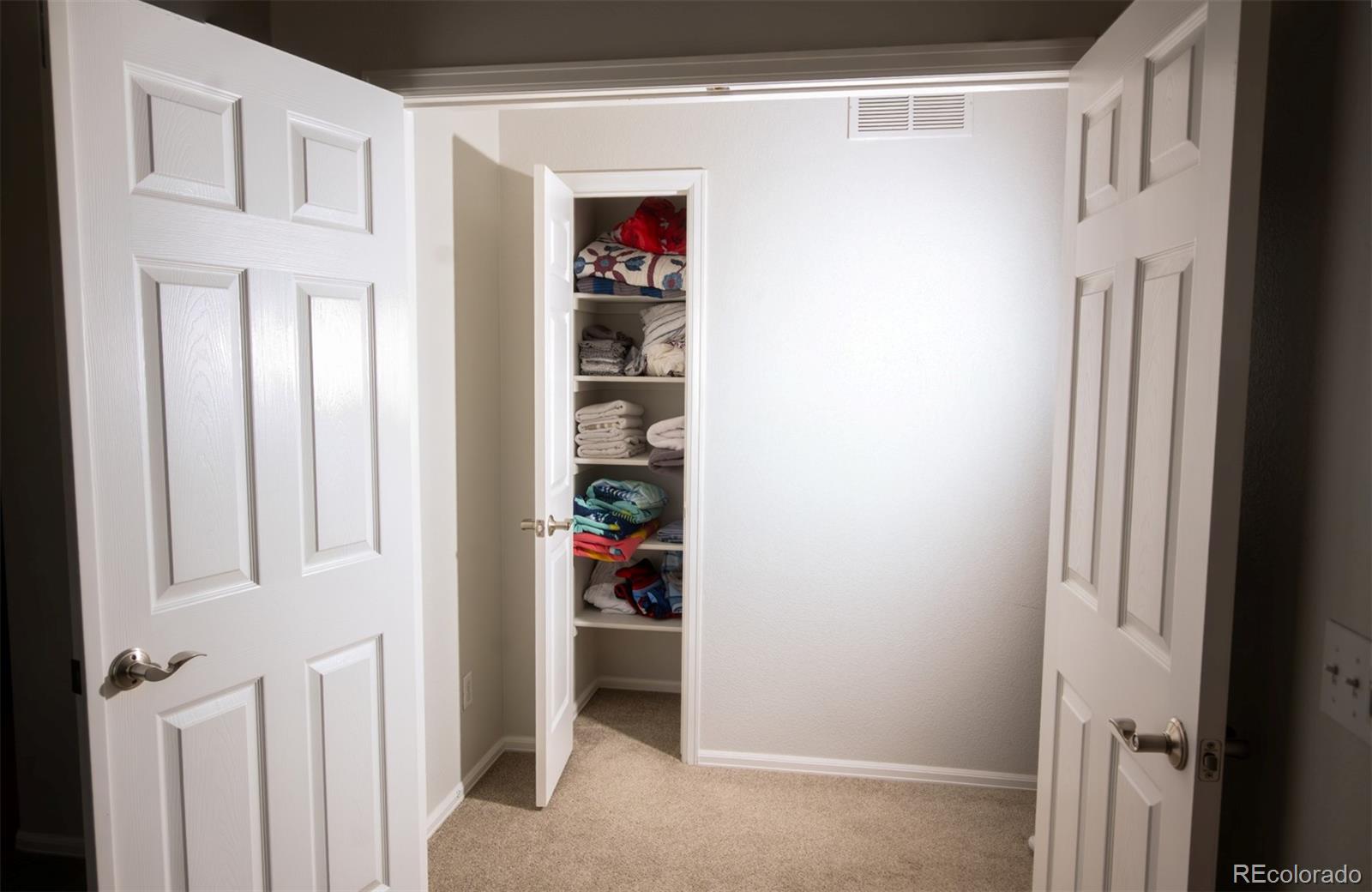 MLS Image #20 for 3725 s nepal street,aurora, Colorado
