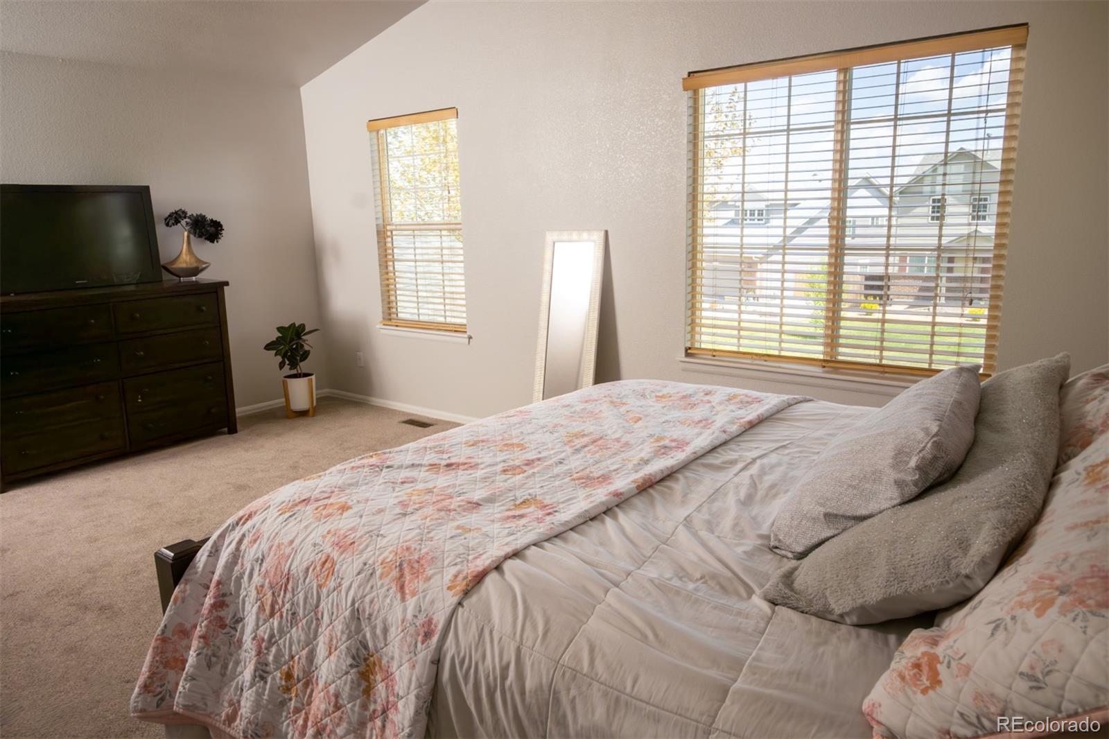 MLS Image #23 for 3725 s nepal street,aurora, Colorado