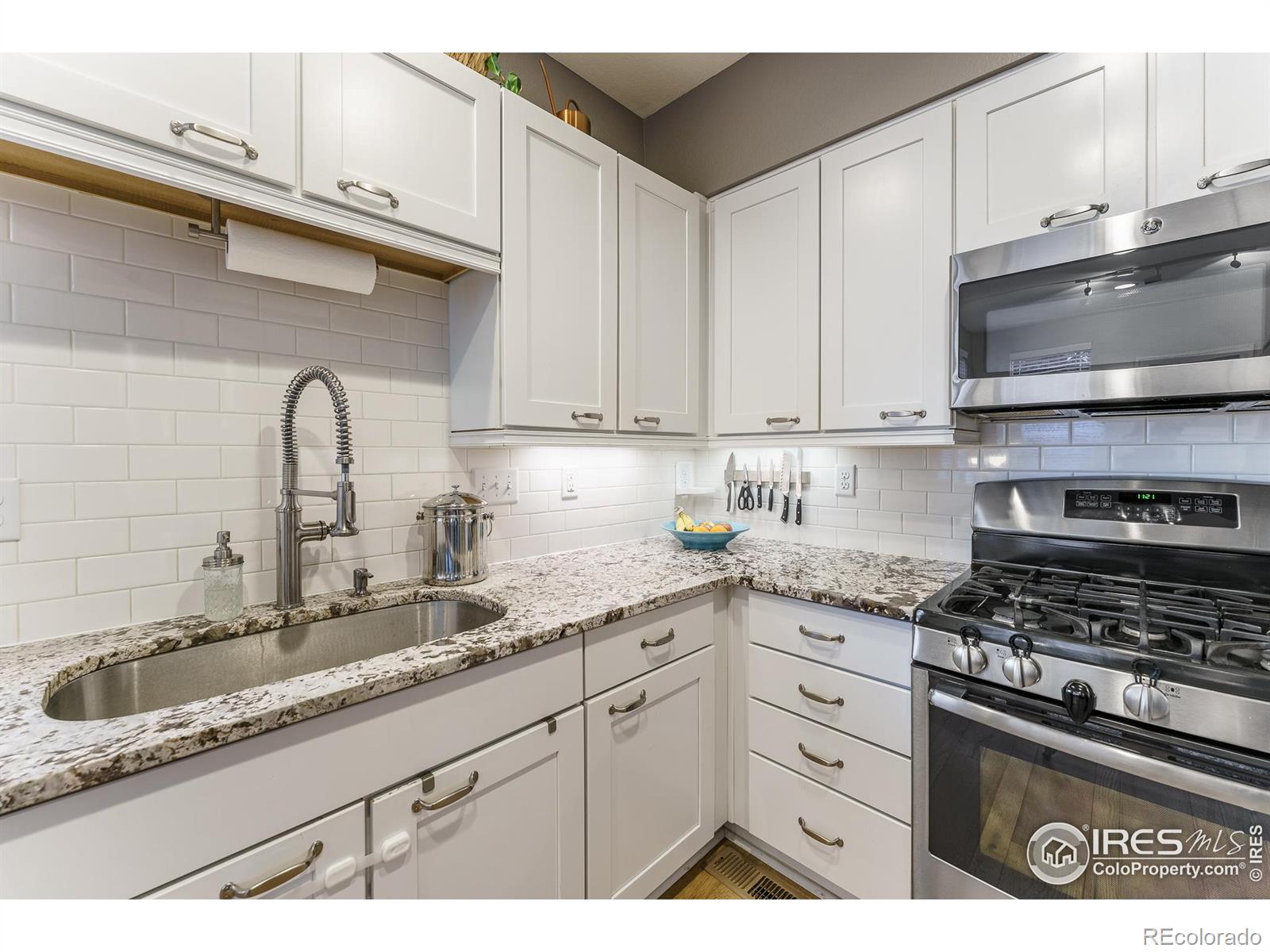 MLS Image #10 for 1675  saratoga drive,lafayette, Colorado