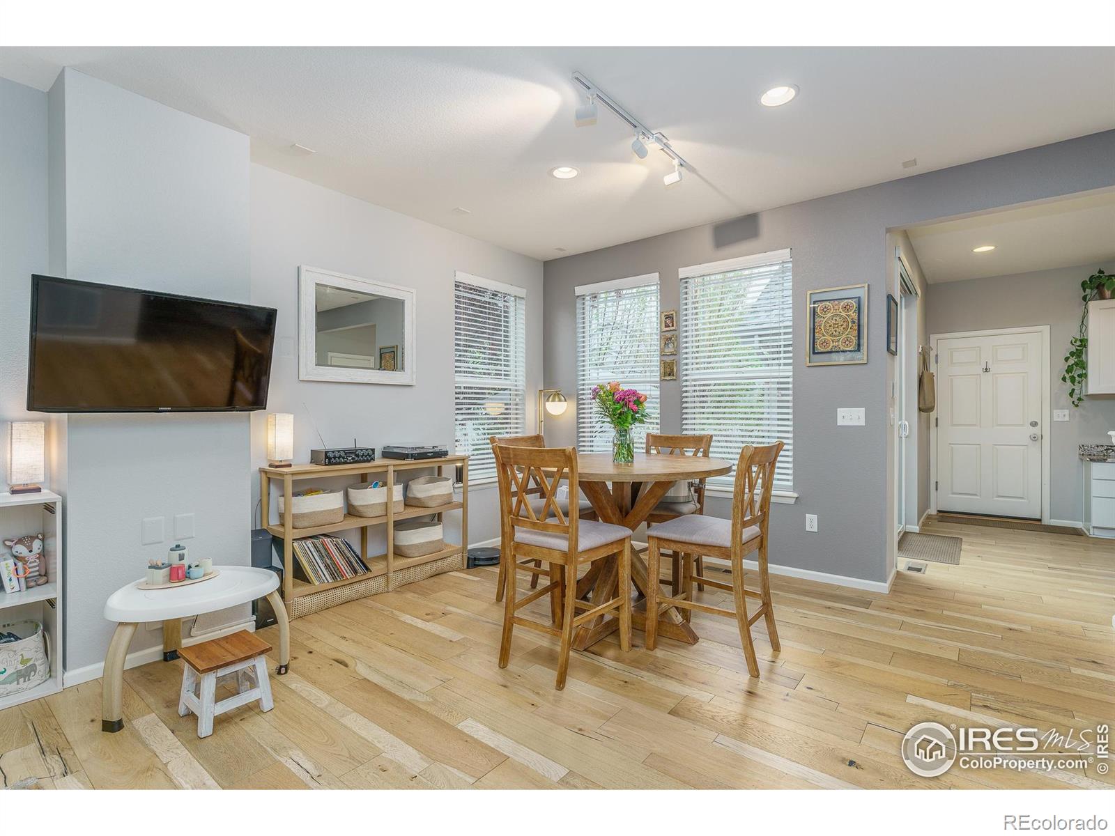 MLS Image #7 for 1675  saratoga drive,lafayette, Colorado