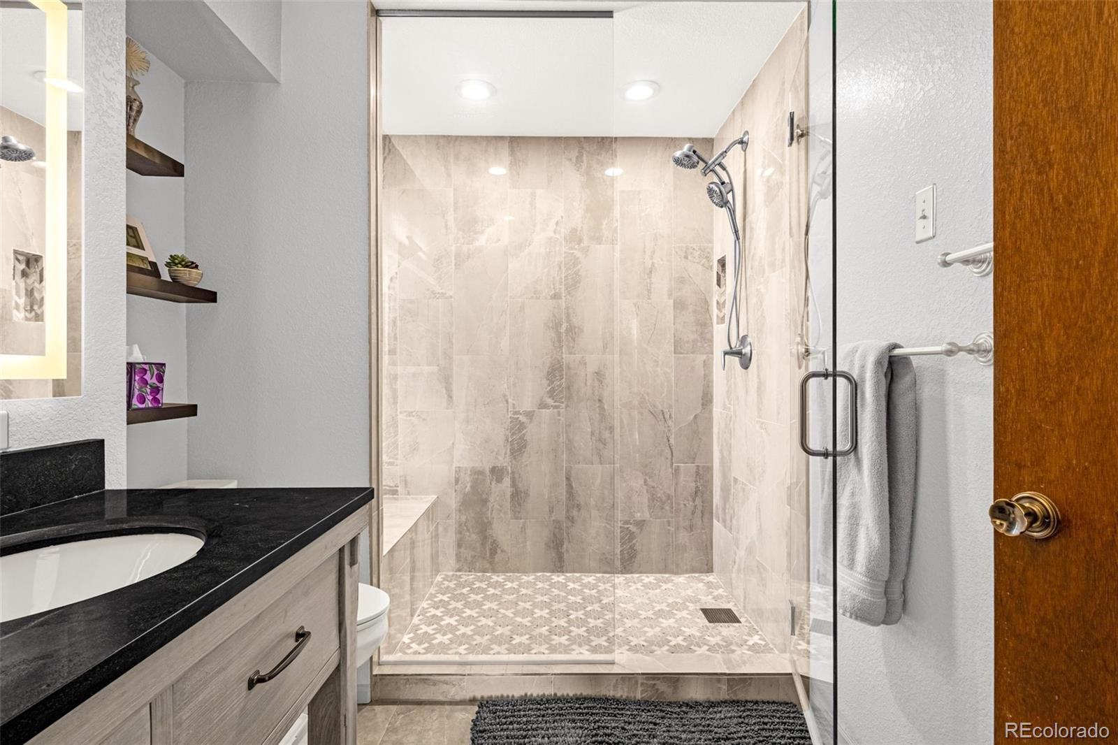 MLS Image #14 for 7655 s olive circle,centennial, Colorado