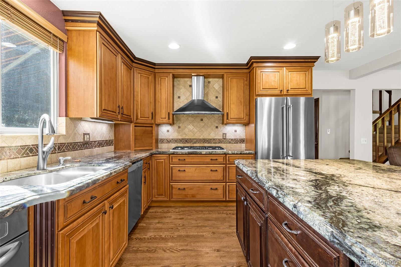 MLS Image #2 for 7655 s olive circle,centennial, Colorado