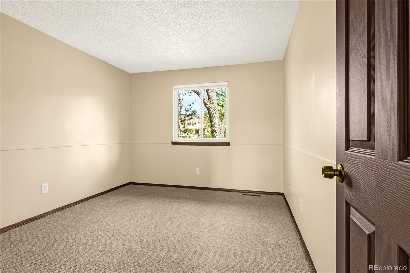 MLS Image #38 for 7655 s olive circle,centennial, Colorado