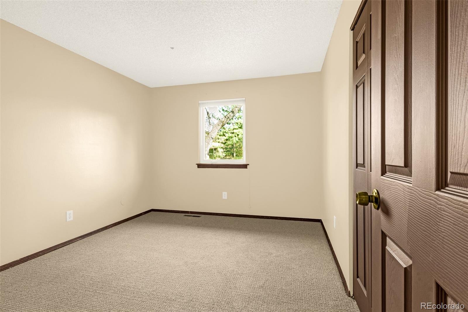 MLS Image #39 for 7655 s olive circle,centennial, Colorado