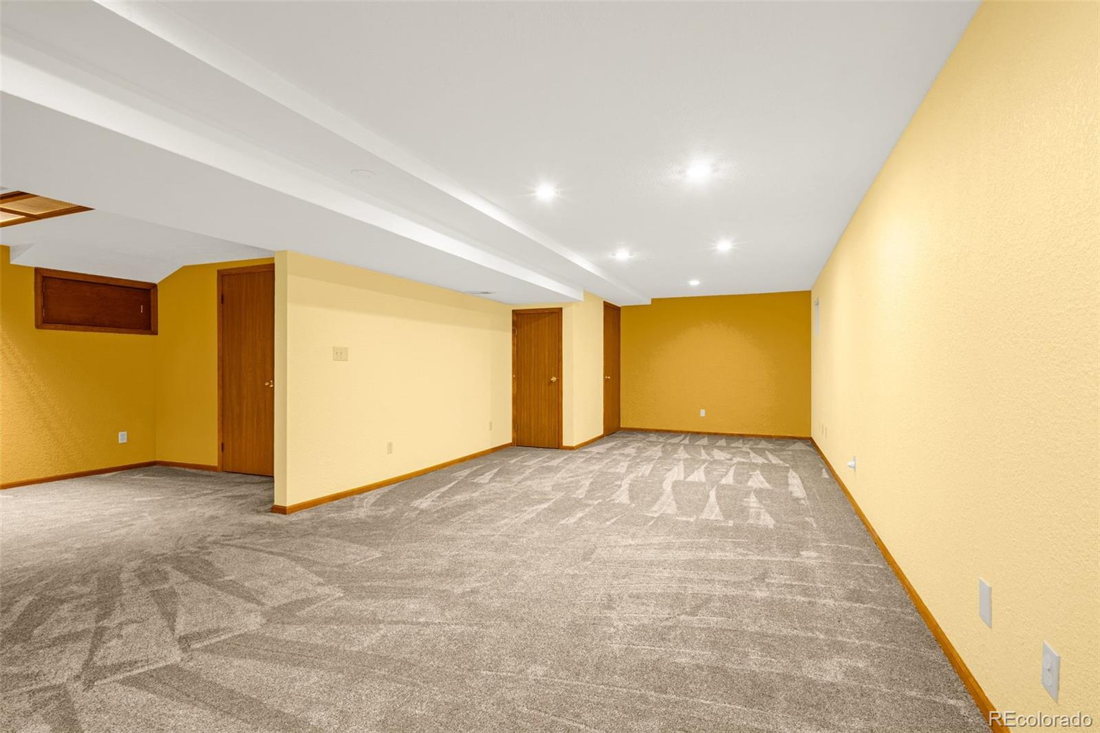 MLS Image #42 for 7655 s olive circle,centennial, Colorado