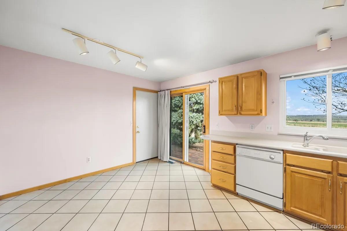 MLS Image #14 for 814  glenwood drive,lafayette, Colorado