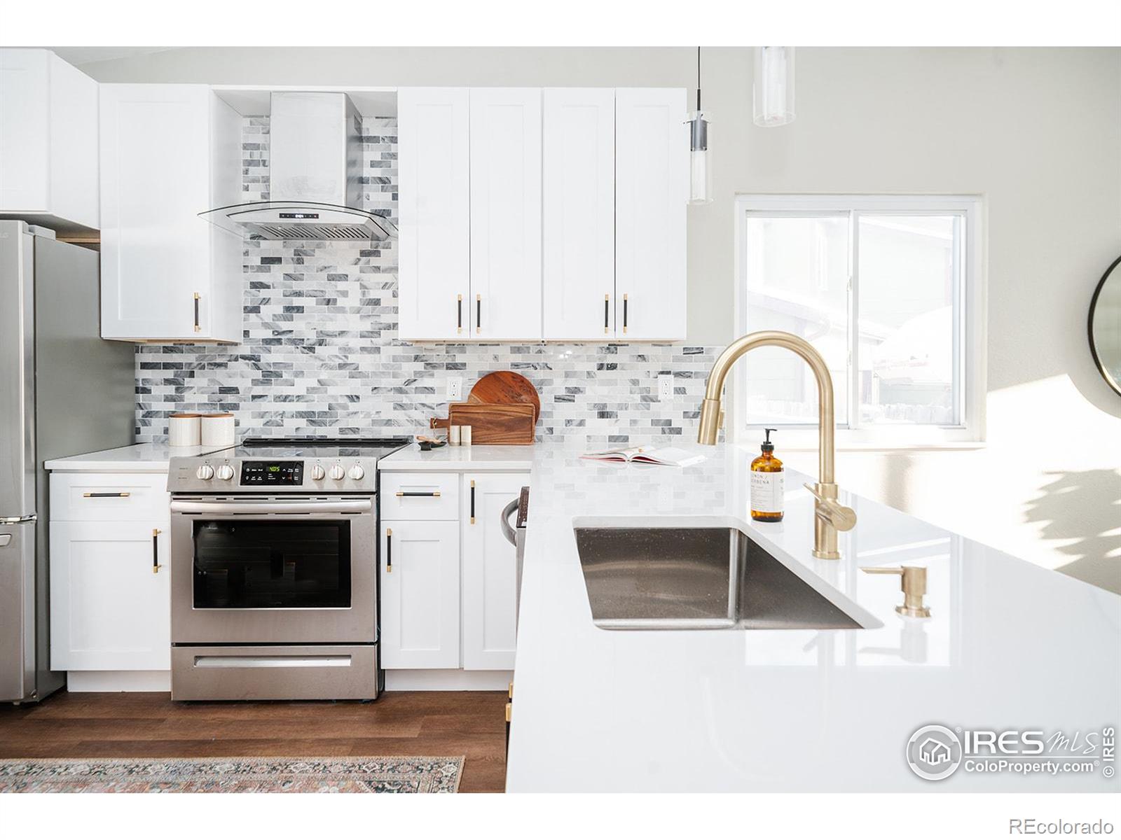 MLS Image #3 for 1920  donovan drive,longmont, Colorado