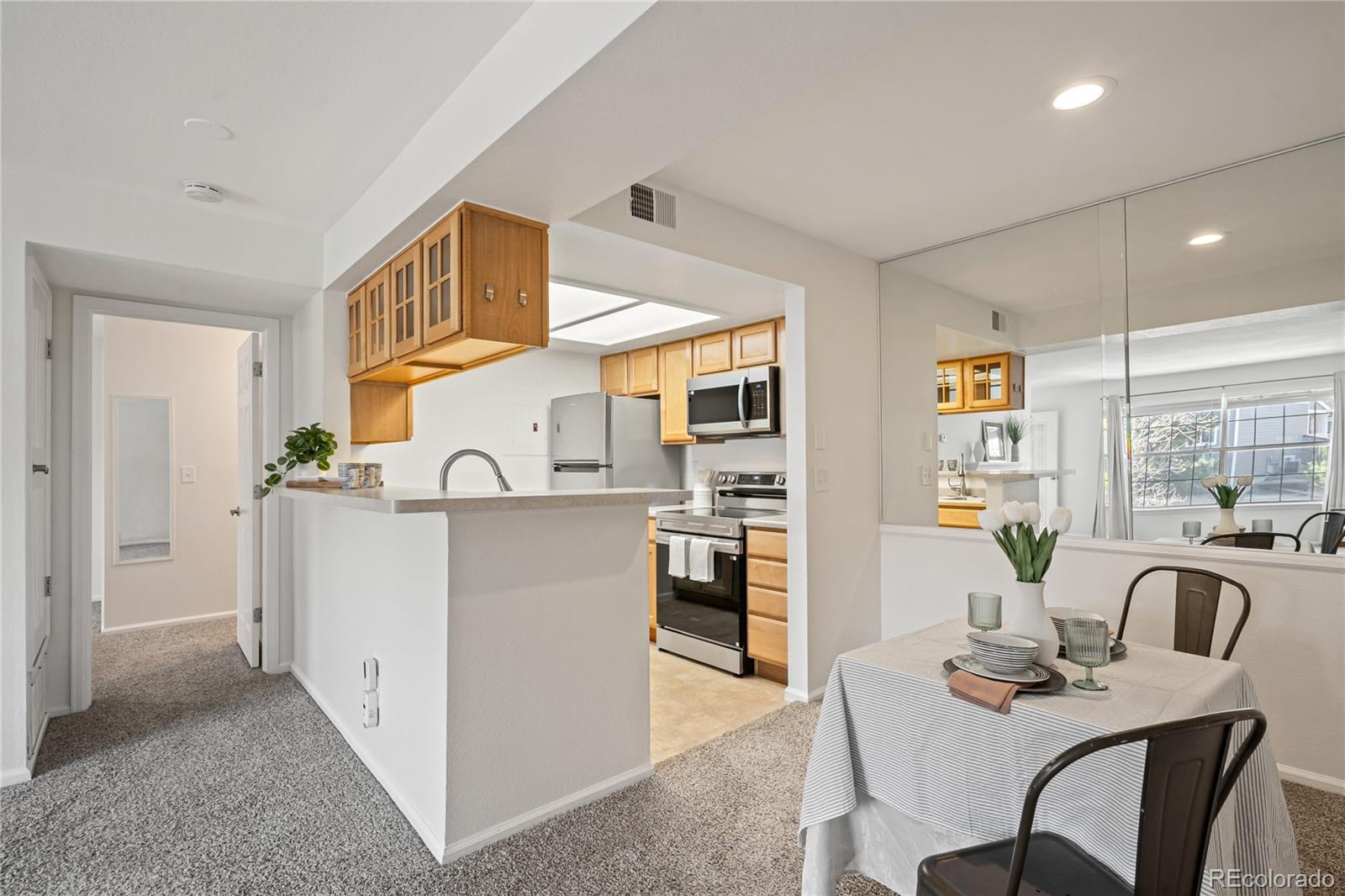 MLS Image #11 for 9222 e arbor circle,englewood, Colorado
