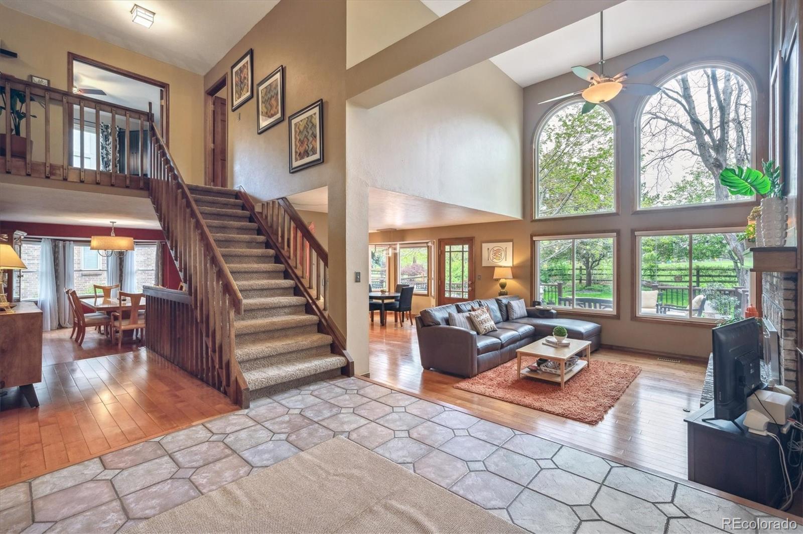 MLS Image #5 for 7954 s franklin court,centennial, Colorado