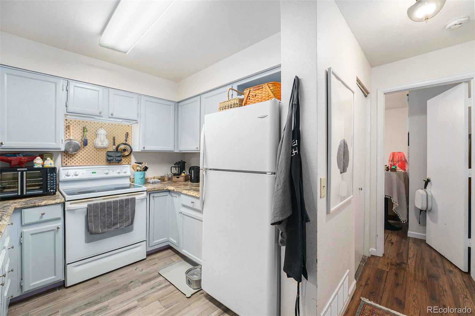 MLS Image #10 for 4460 s pitkin street,aurora, Colorado