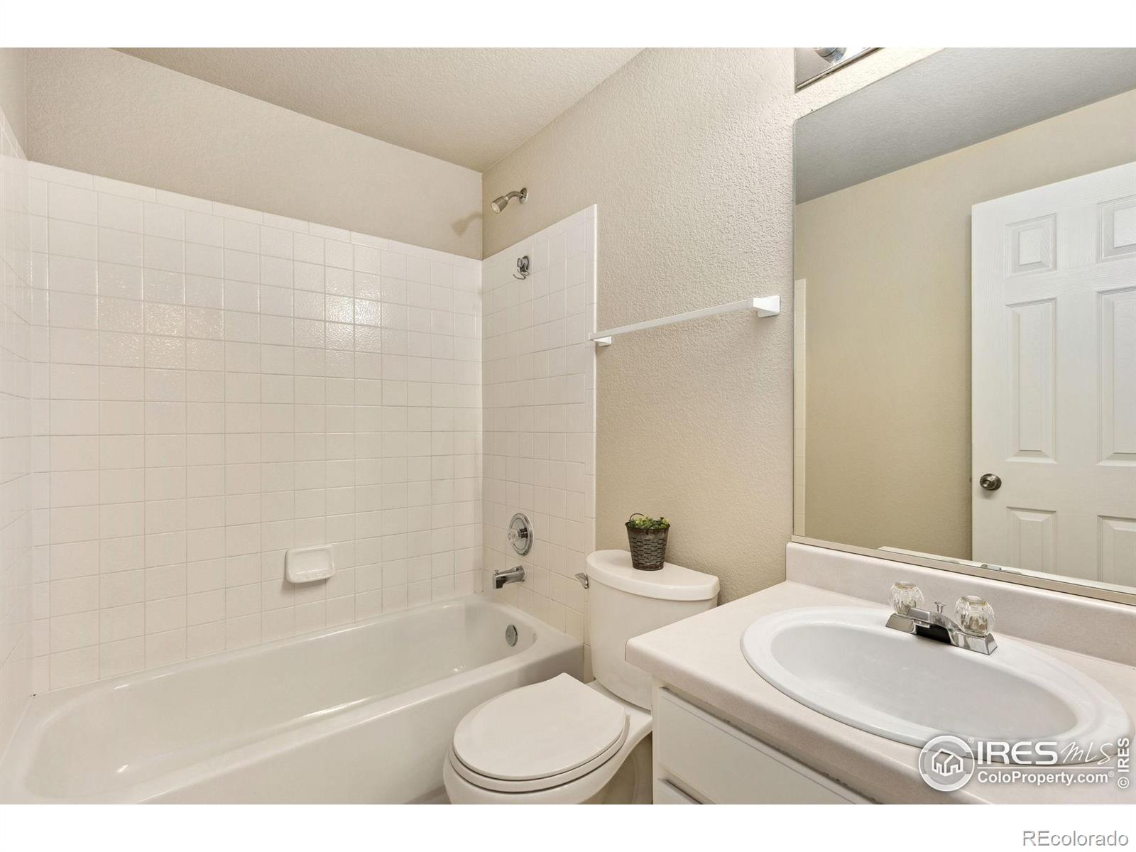 MLS Image #19 for 2354  billings lane,longmont, Colorado
