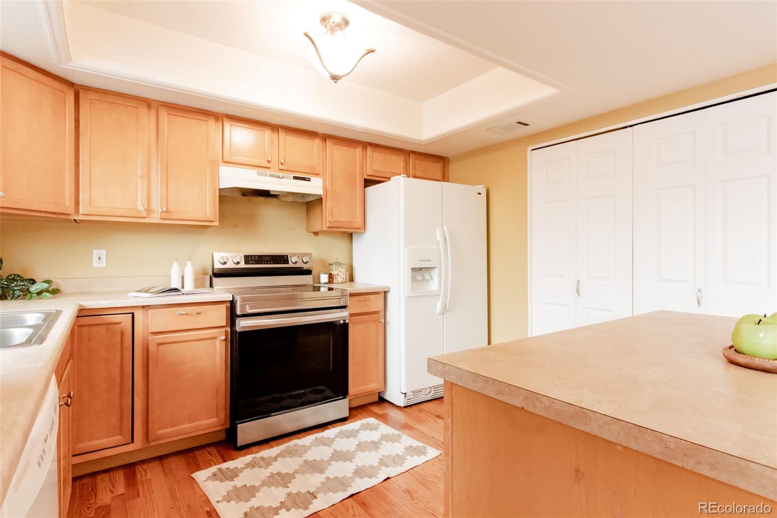 MLS Image #7 for 654 s xenon court,lakewood, Colorado