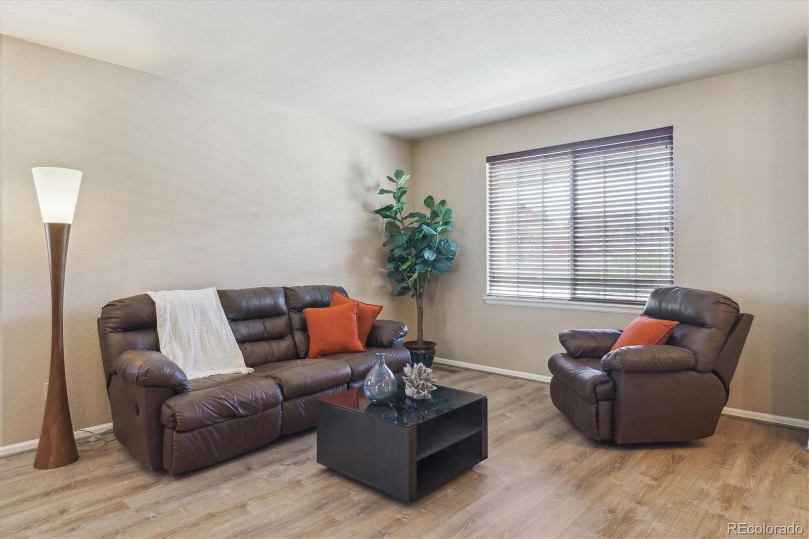 MLS Image #2 for 3978  aspen hollow court,castle rock, Colorado