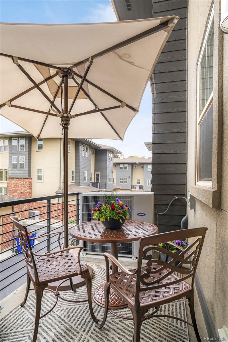 MLS Image #10 for 181 s monaco parkway,denver, Colorado
