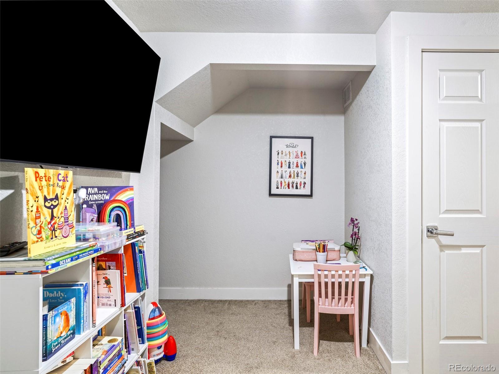 MLS Image #27 for 181 s monaco parkway,denver, Colorado