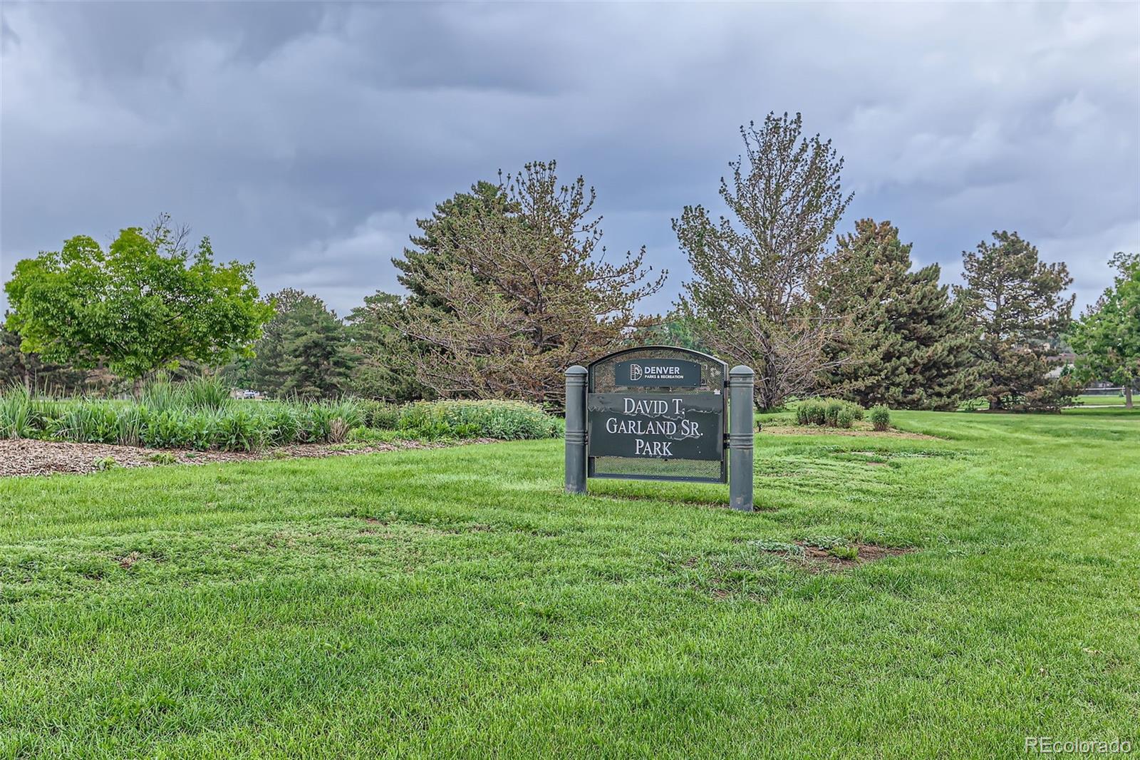 MLS Image #29 for 1300 s monaco parkway,denver, Colorado