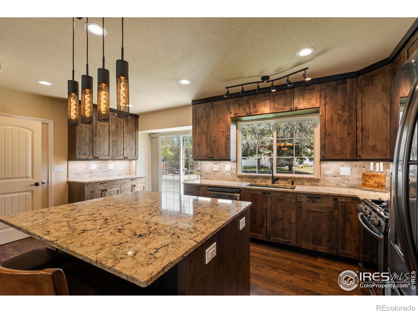 MLS Image #8 for 944  sitka court,loveland, Colorado