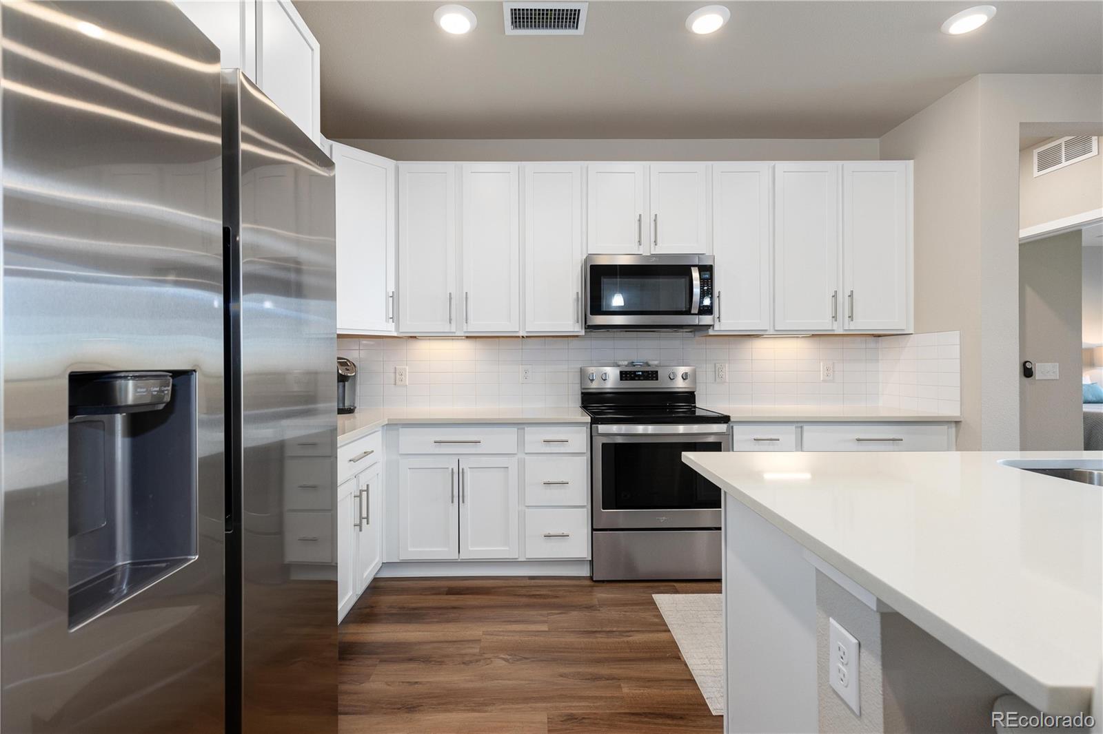 MLS Image #2 for 420 e fremont place,centennial, Colorado