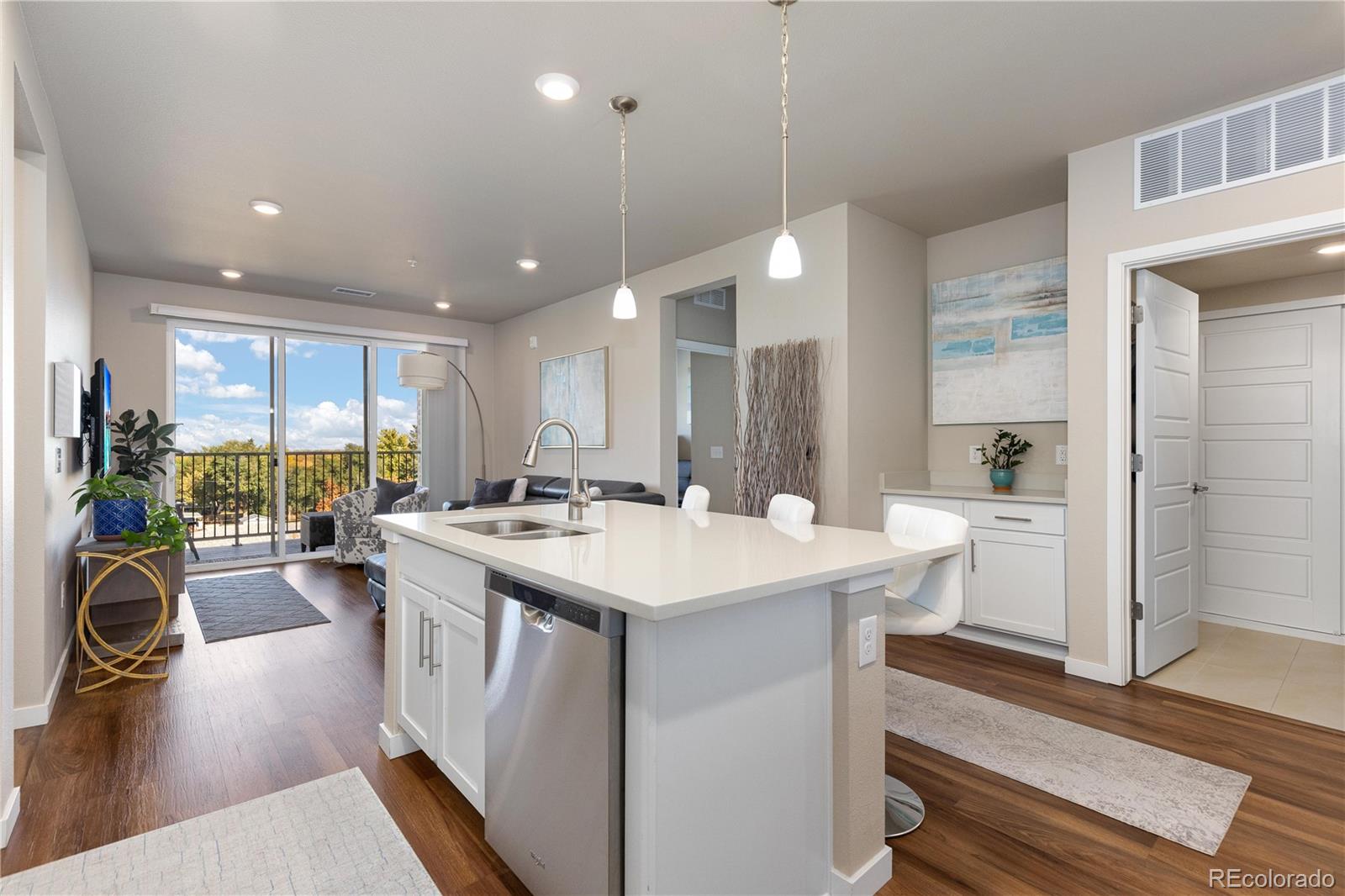MLS Image #3 for 420 e fremont place,centennial, Colorado
