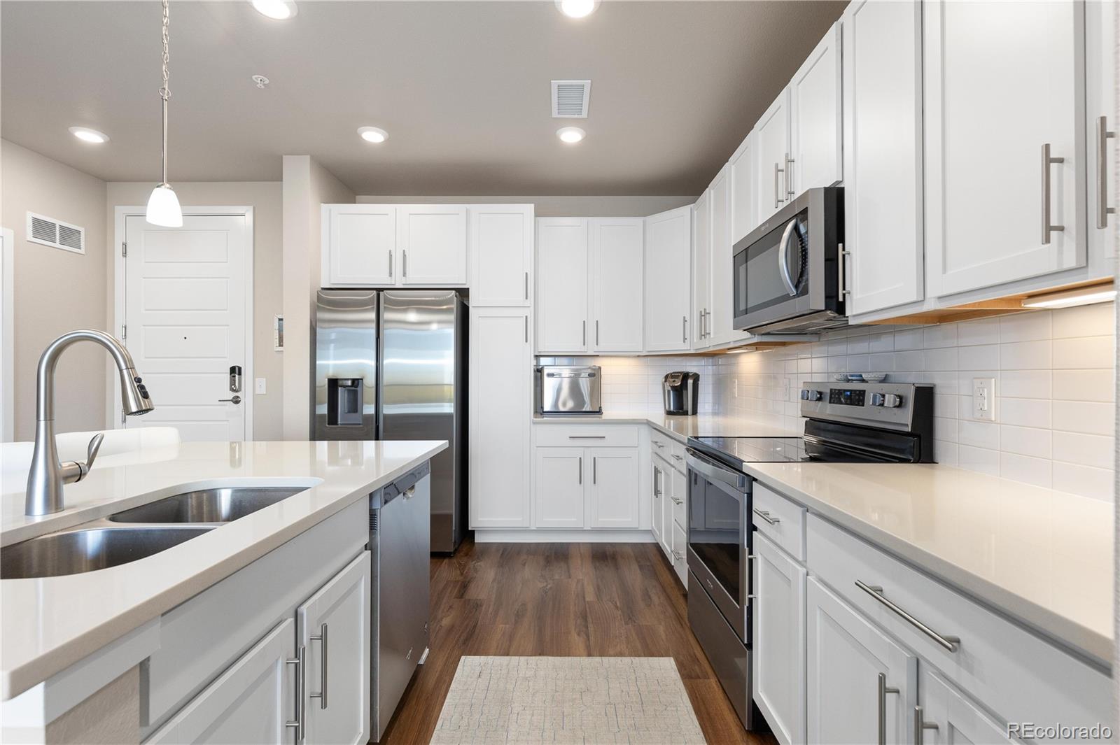 MLS Image #4 for 420 e fremont place,centennial, Colorado