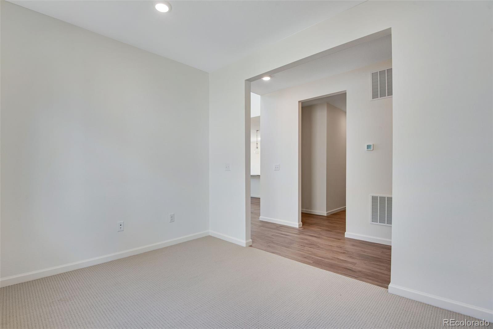 MLS Image #14 for 24563 e 34th avenue,aurora, Colorado