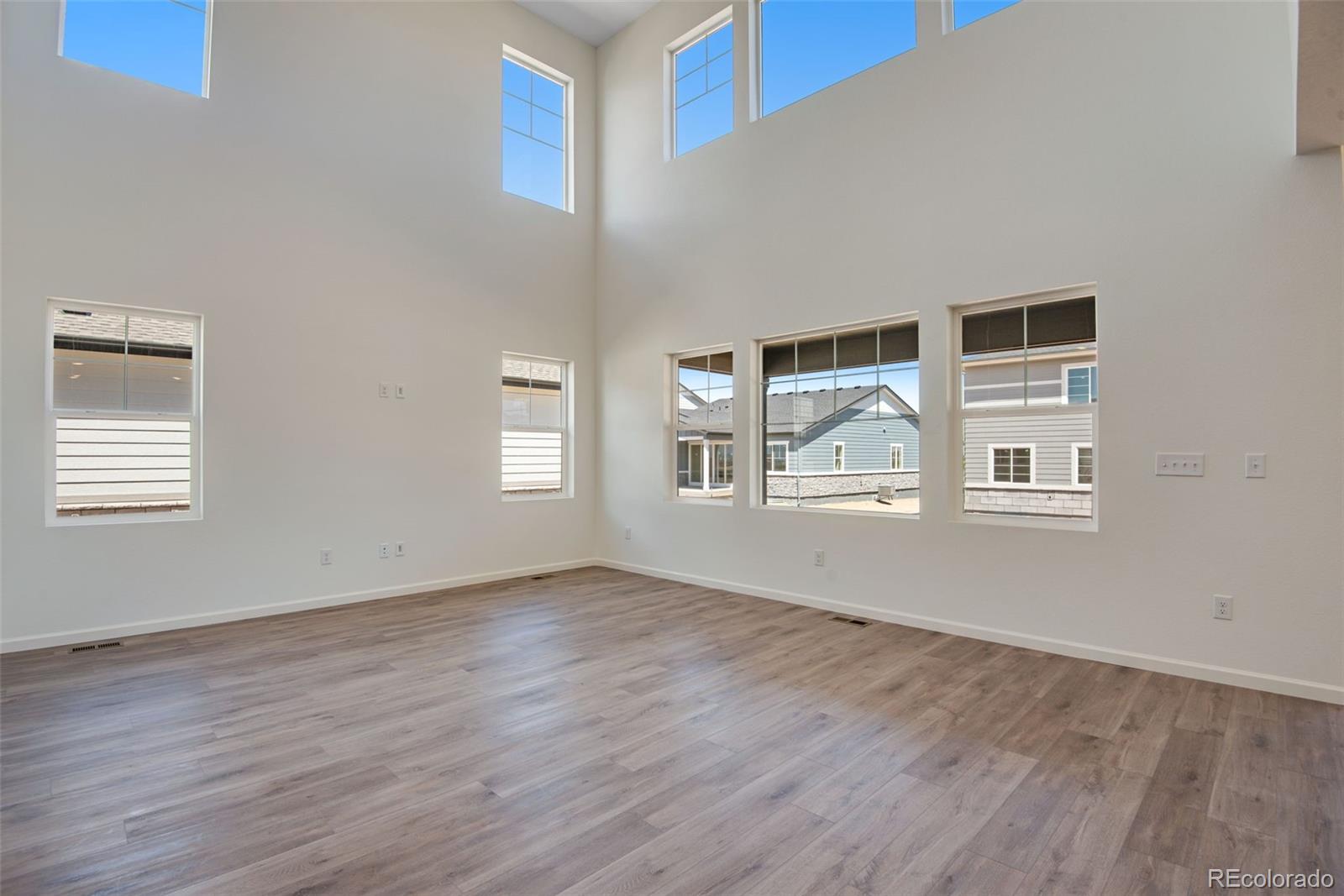 MLS Image #15 for 24563 e 34th avenue,aurora, Colorado