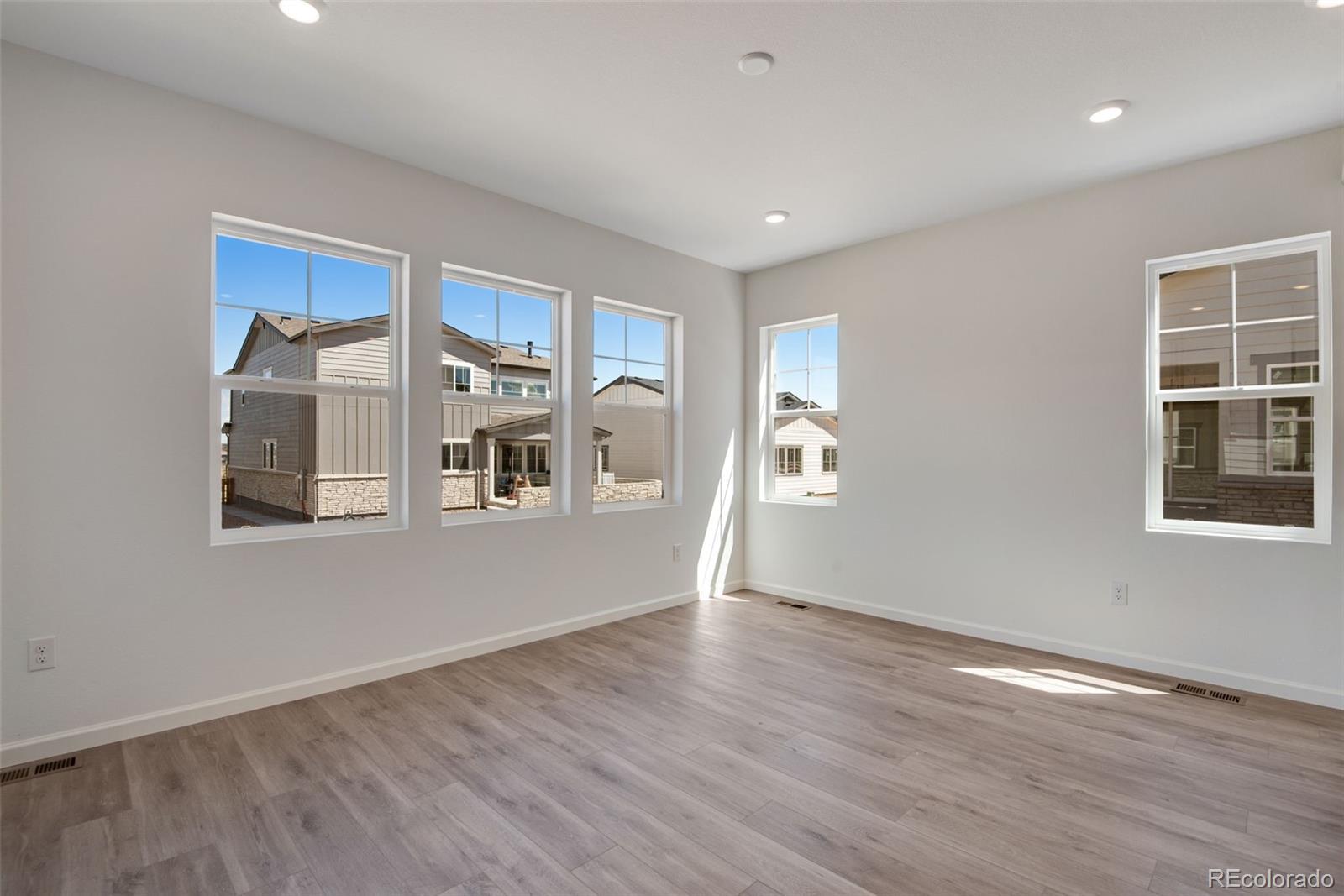 MLS Image #26 for 24563 e 34th avenue,aurora, Colorado