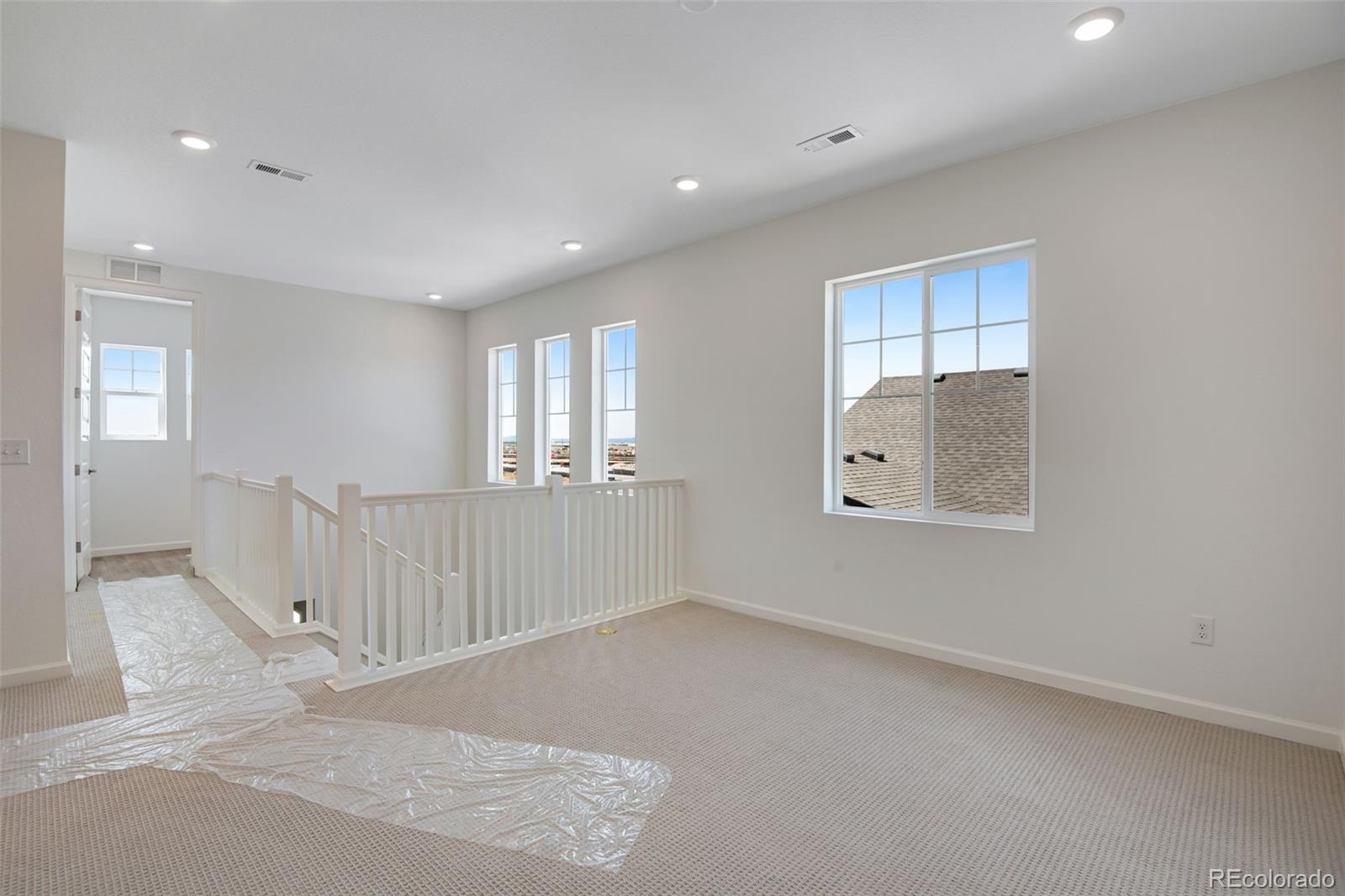 MLS Image #33 for 24563 e 34th avenue,aurora, Colorado