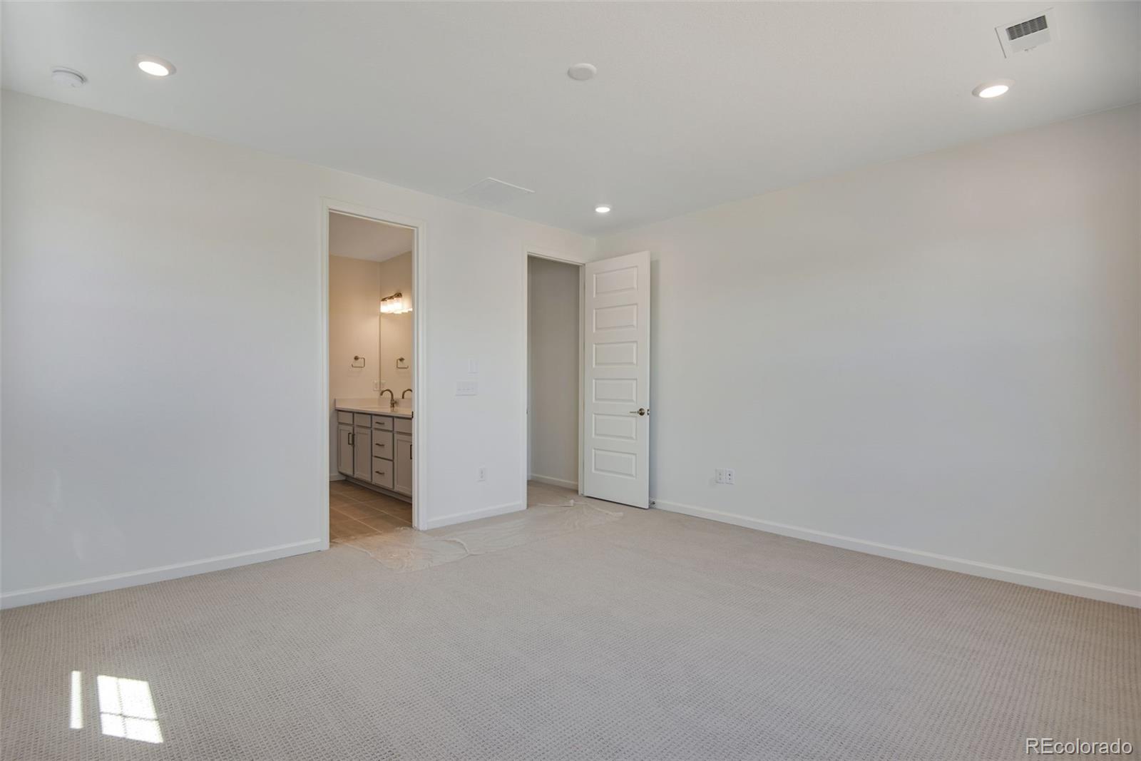 MLS Image #38 for 24563 e 34th avenue,aurora, Colorado