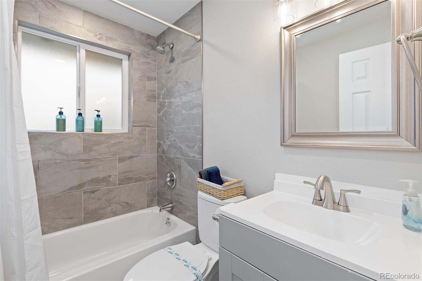MLS Image #17 for 8506  eaton street,arvada, Colorado