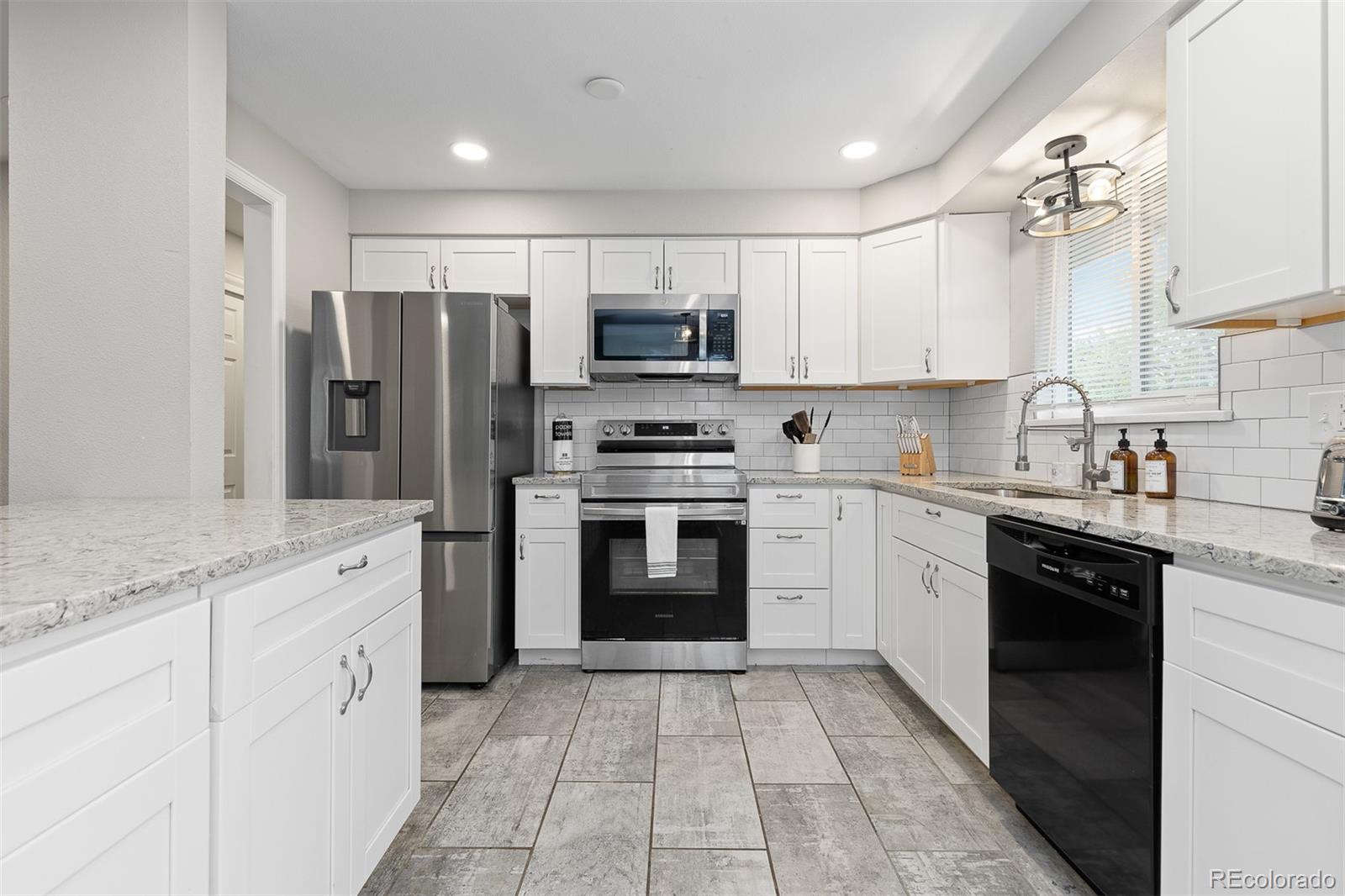 MLS Image #9 for 8506  eaton street,arvada, Colorado