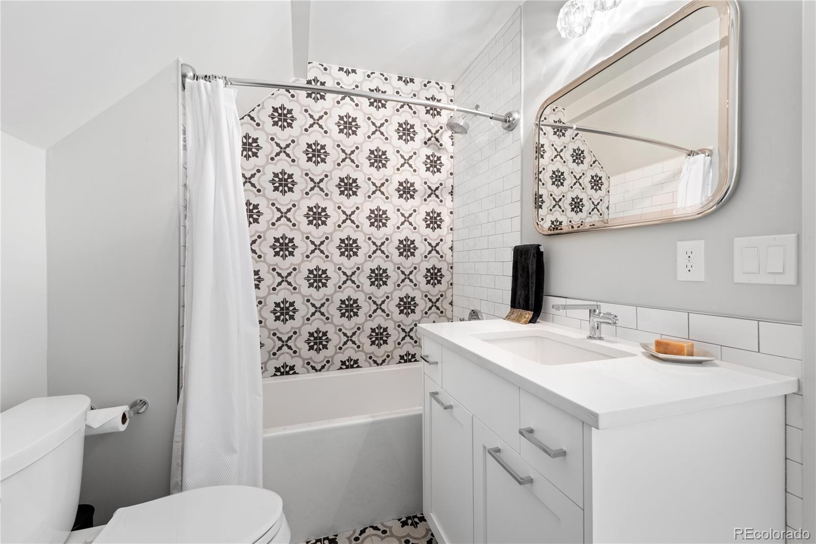 MLS Image #41 for 501 s race street,denver, Colorado