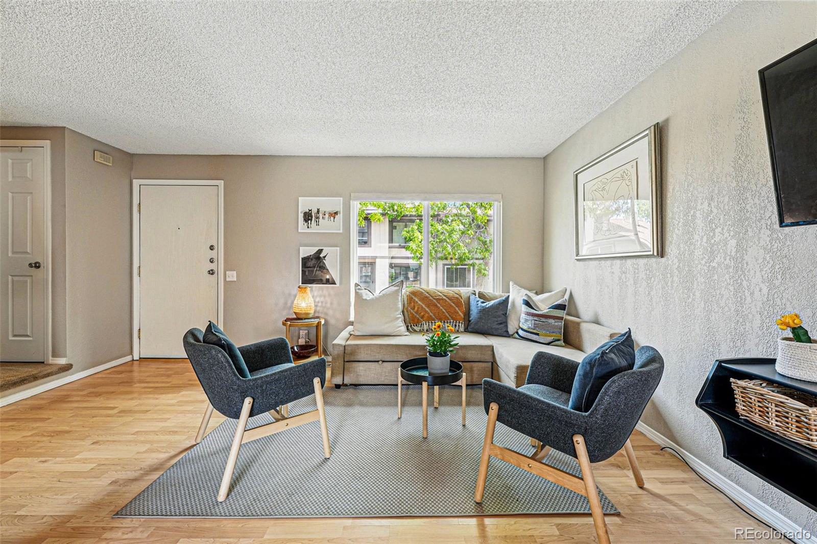 MLS Image #2 for 3571 s kittredge street,aurora, Colorado