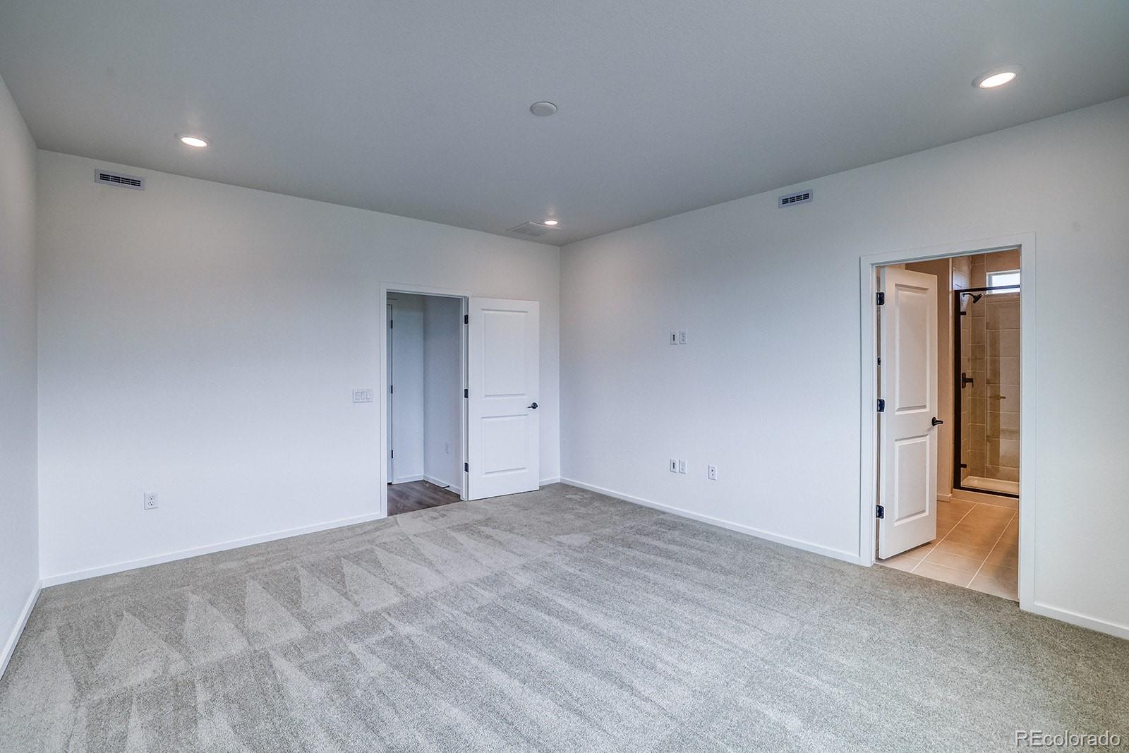 MLS Image #13 for 2141 s irvington street,aurora, Colorado