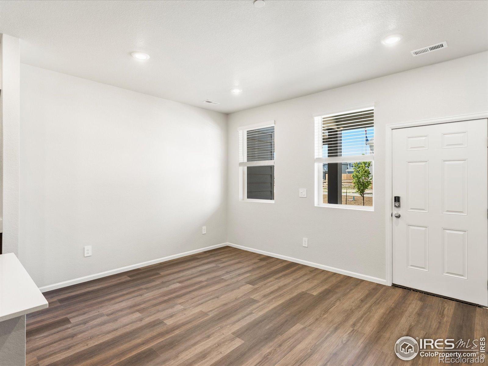 MLS Image #6 for 1618  river place drive,windsor, Colorado